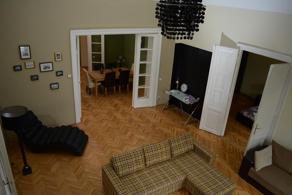 International Apartments Budapest Esterno foto
