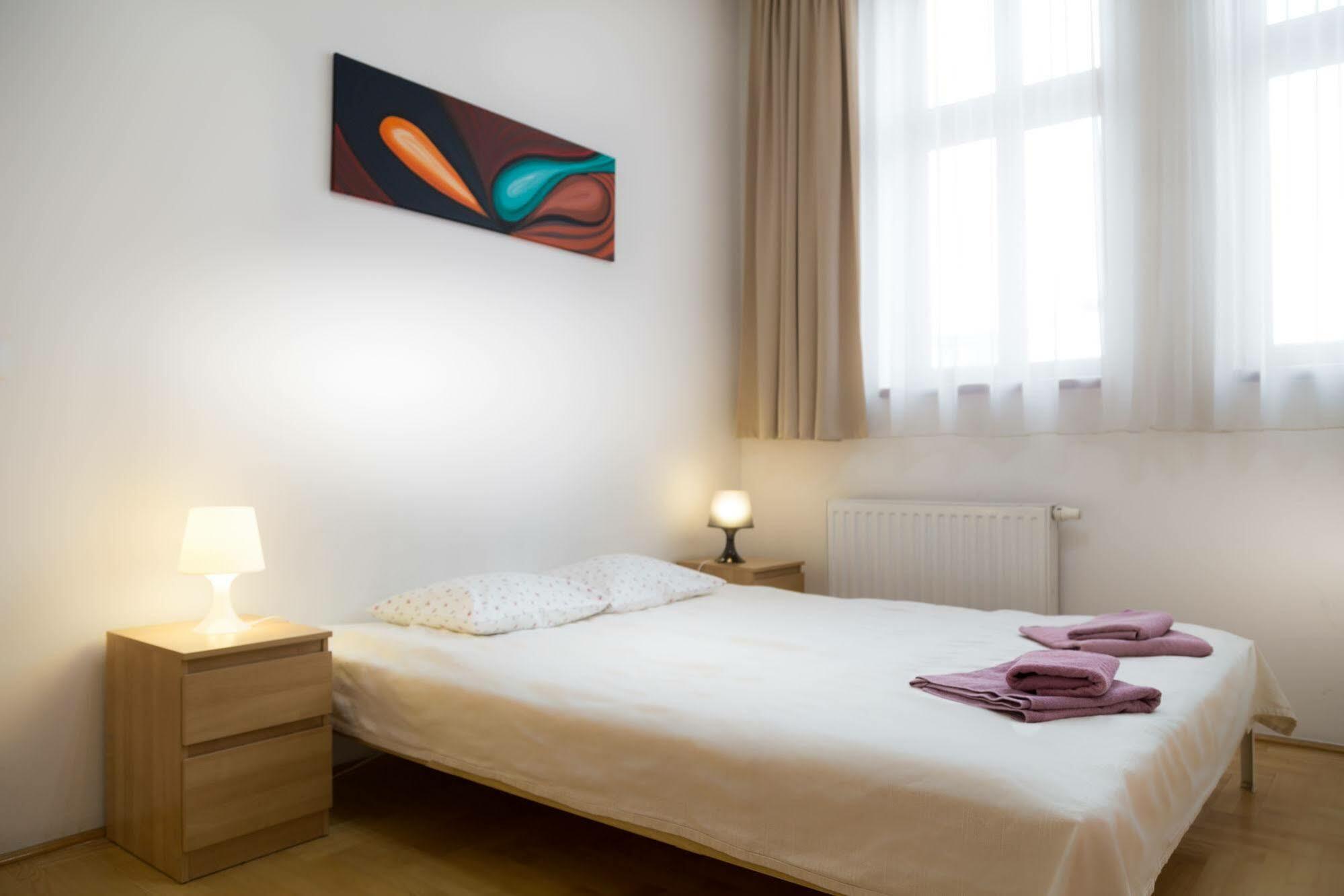 International Apartments Budapest Esterno foto