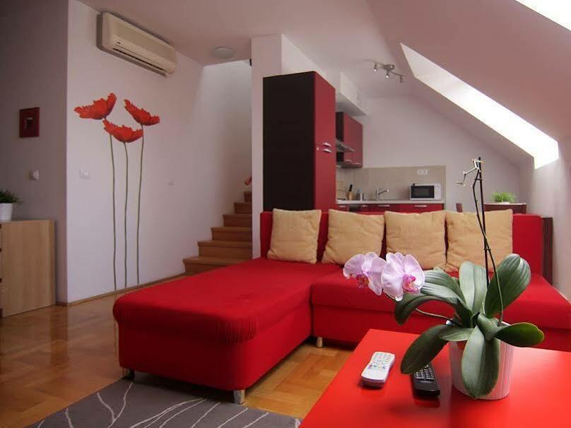International Apartments Budapest Esterno foto